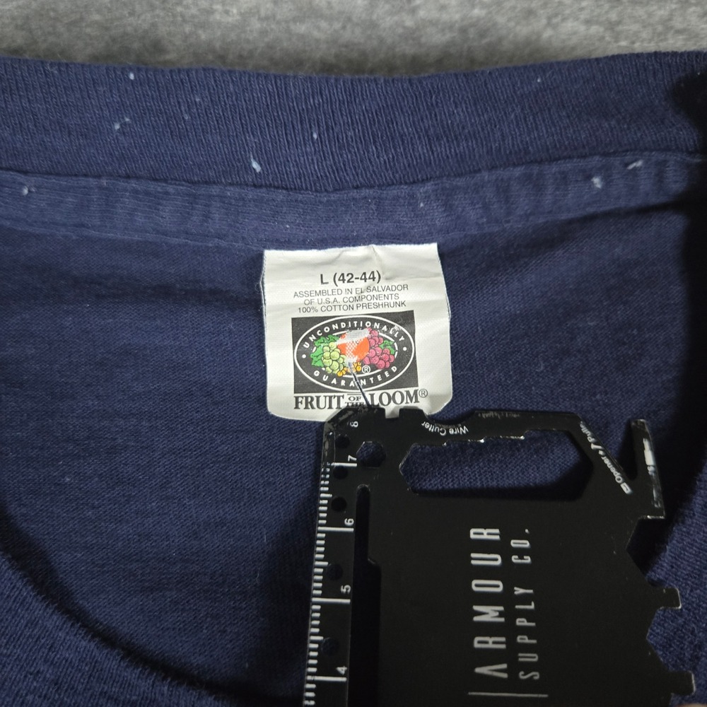 Y2K Fruit of the Loom Mens Navy Blue Vintage Pocket T-Shirt Large - Picture 2 of 6